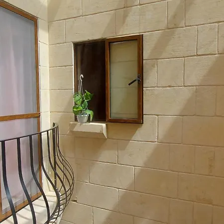Rooms By Happy And Healthy Gozo