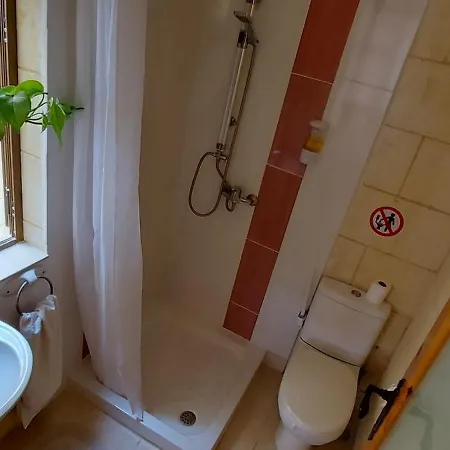 Rooms By Happy And Healthy Gozo