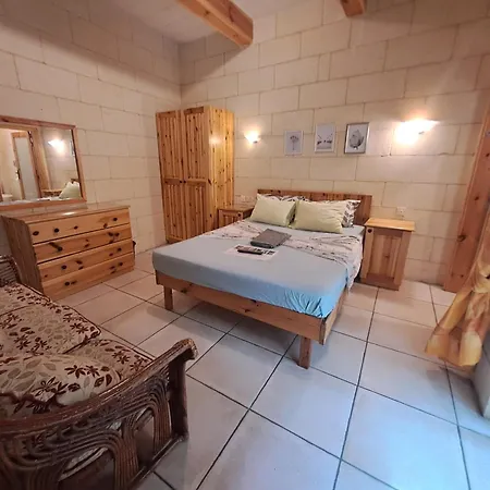 Rooms By Happy And Healthy Gozo 乡村民宿 *